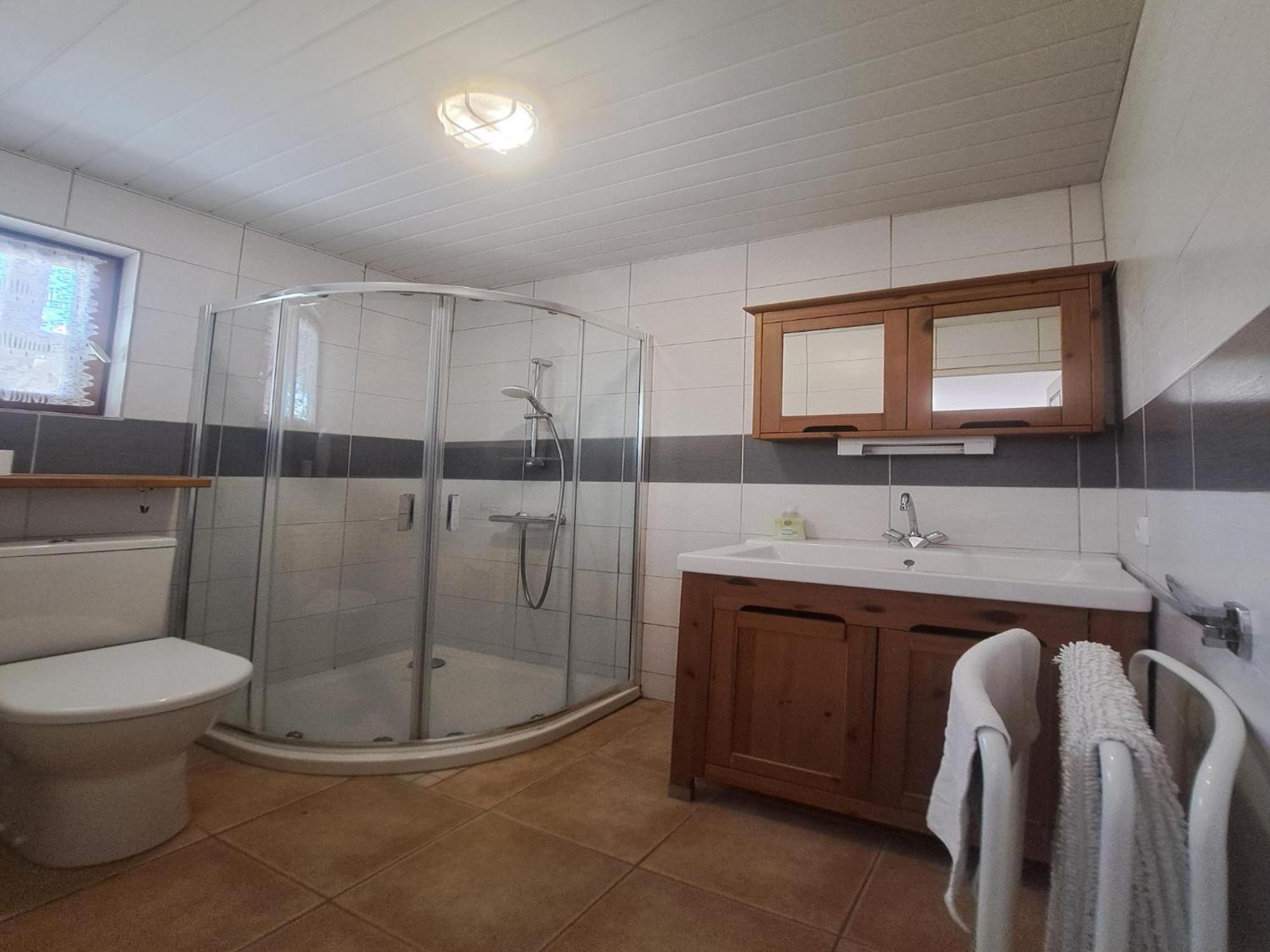 Charming Gite With Pool In Vezac بيناك إي كازوناك المظهر الخارجي الصورة